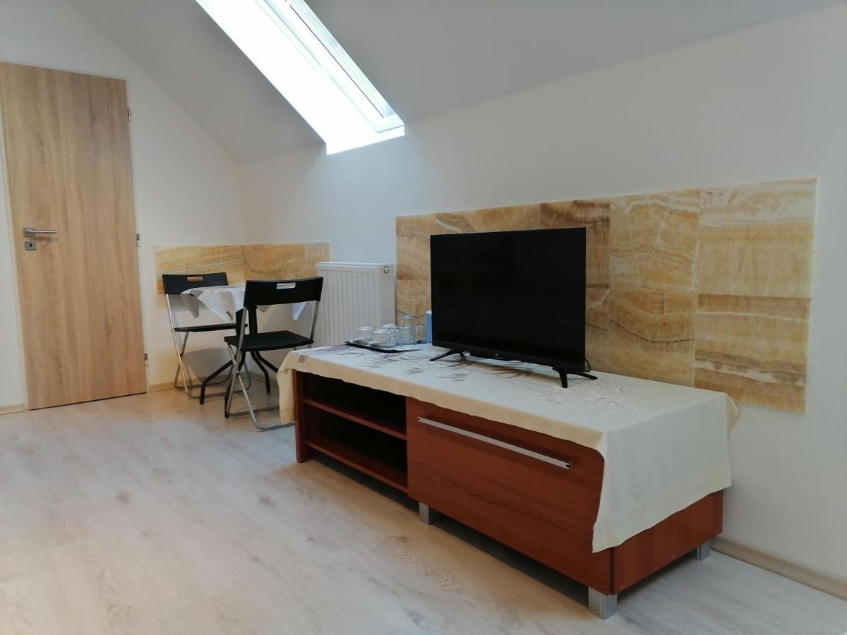 Apartmany Amalia Piest'any Buitenkant foto